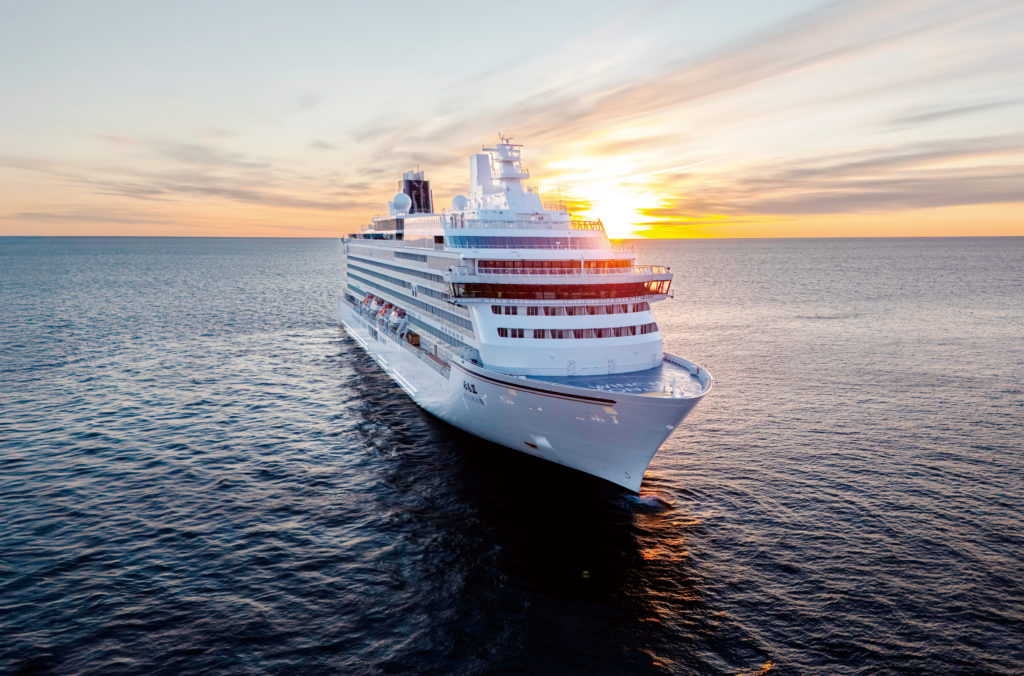 飛鳥III━━歴史に育まれた豊かな船旅 | THE RAKE JAPAN | The Modern