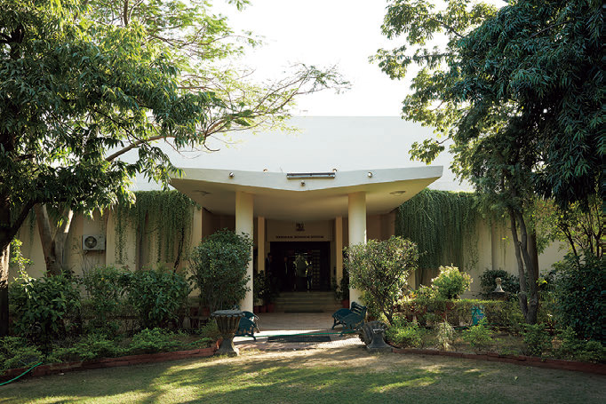 issue02_india_02_07