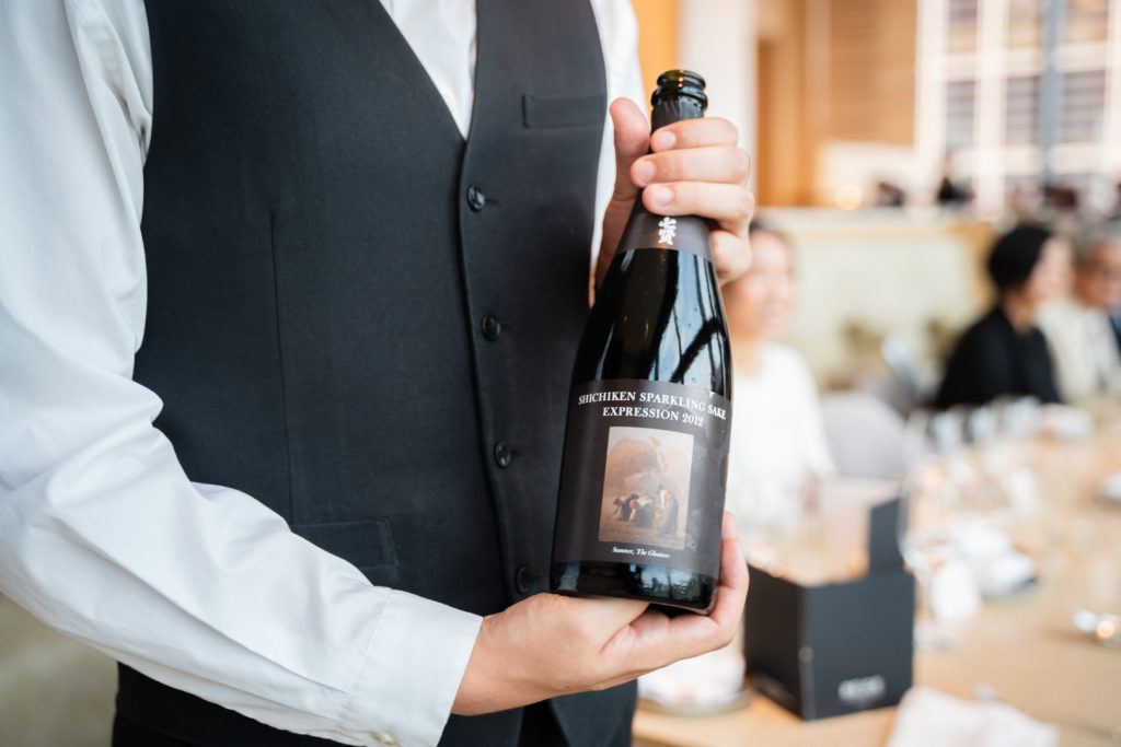 ミレーの名画をラベルに冠した熟成のスパークリング日本酒 | THE RAKE